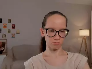 LynetteBails's Live Sex Cam Show