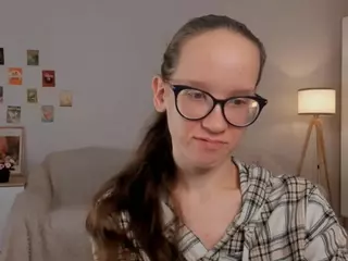 LynetteBails's Live Sex Cam Show