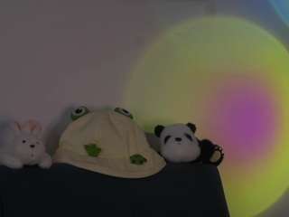 maureenagard's CamSoda show and profile