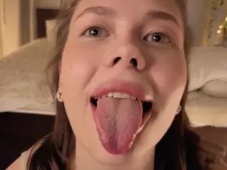 MaydaFisk's Live Sex Cam Show