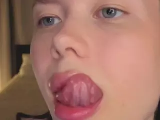 MaydaFisk's Live Sex Cam Show