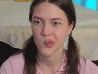 MaydaFisk's Live Sex Cam Show