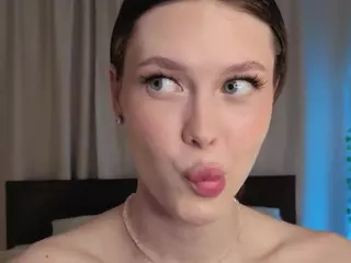 MaydaFisk's Live Sex Cam Show