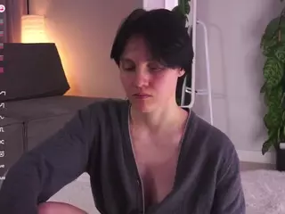 MeganCooks's Live Sex Cam Show