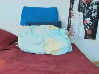 perla-mature live cam preview