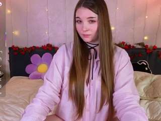 rowenadudley's CamSoda show and profile