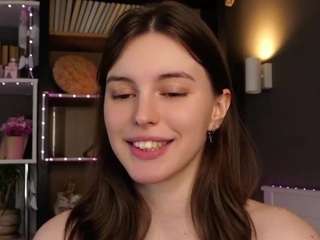 udelecorson's CamSoda show and profile