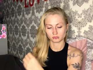 albertacovert Live Webcam on CamSoda