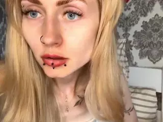 AlbertaCovert's Live Sex Cam Show