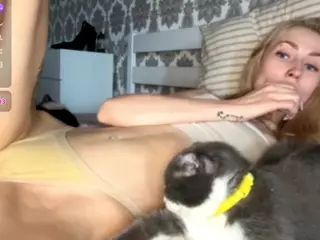 AlbertaCovert's Live Sex Cam Show