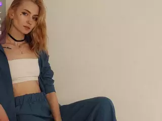 AlbertaCovert's Live Sex Cam Show