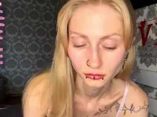 AlbertaCovert's Live Sex Cam Show
