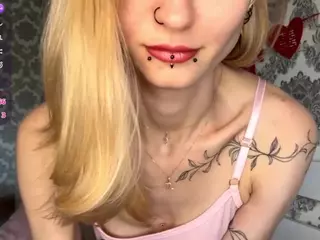 AlbertaCovert's Live Sex Cam Show