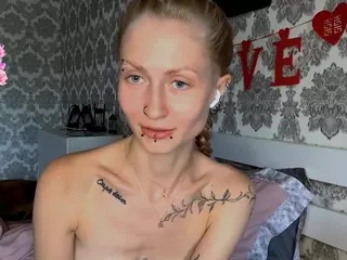 AlbertaCovert's Live Sex Cam Show