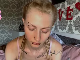 AlbertaCovert's Live Sex Cam Show