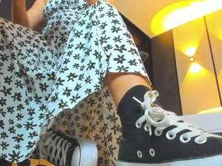 alma-fenix Live Webcam on CamSoda
