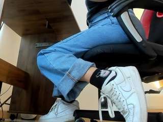 alma-fenix Live Webcam on CamSoda