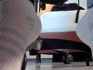 alma-fenix Live Webcam on CamSoda