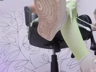 alma-fenix's Live Sex Cam Show