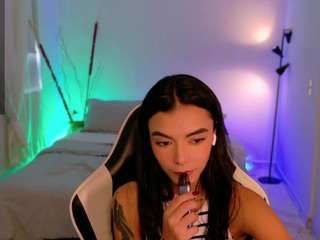 anabelwolf Live Webcam on CamSoda