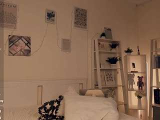 annisfrankson webcam model