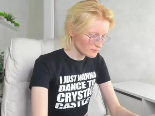 Betty's Live Sex Cam Show