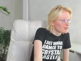 Betty's Live Sex Cam Show