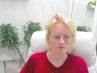 Betty's Live Sex Cam Show