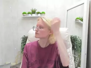 Betty's Live Sex Cam Show