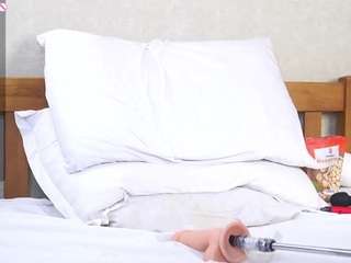 Liu live webcam show