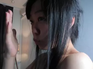 EugeniaDownton's Live Sex Cam Show