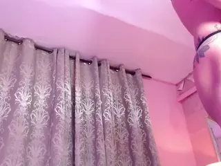 gisell-twing's Live Sex Cam Show