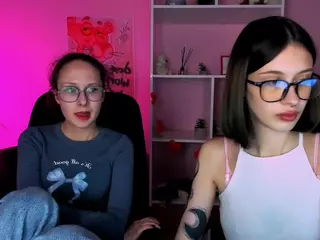 isa-luxury's Live Sex Cam Show