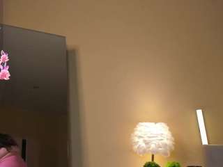 le modèle lisa-payne est en webcam porno dans un show sur le site camsoda, il possède les tags suivants: ahegao,striptease,no drinking,oil,skinny,small tits,smoke,smoking,spank,spanks,tattoos,moaning,tease,teen 18,thong,tights,tongue,twerk,upskirt,yoga