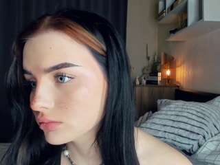lizbethbrookins Live Webcam on CamSoda
