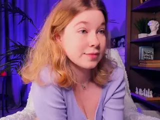 LoraFaro's Live Sex Cam Show
