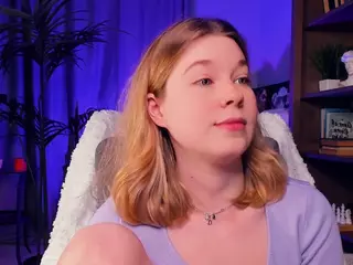 LoraFaro's Live Sex Cam Show