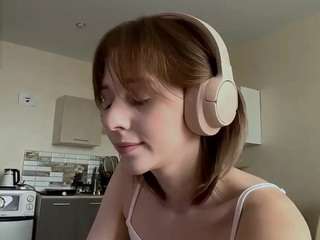 lustyshy Live Webcam on CamSoda