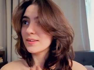 lynnadollins live cam profile