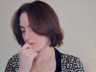 LynnaDollins live webcam on Soda Cams