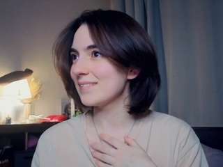 lynnadollins live cam profile