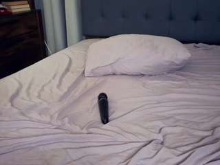 lynnadollins's CamSoda show and profile