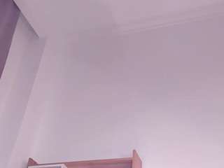lynnehamlet Live Webcam on CamSoda