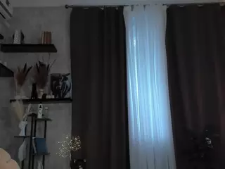 OdelynEglin's Live Sex Cam Show