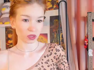 PhilippaHarding's Live Sex Cam Show