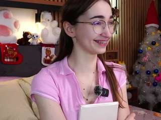 Your little bee - Polly