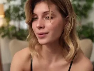 PrudenceBrindle's Live Sex Cam Show