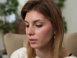PrudenceBrindle's Live Sex Cam Show