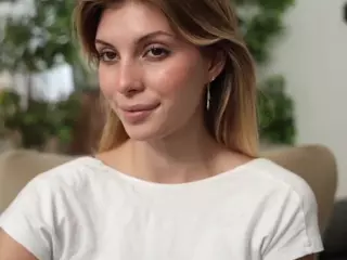 PrudenceBrindle's Live Sex Cam Show
