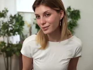 PrudenceBrindle's Live Sex Cam Show